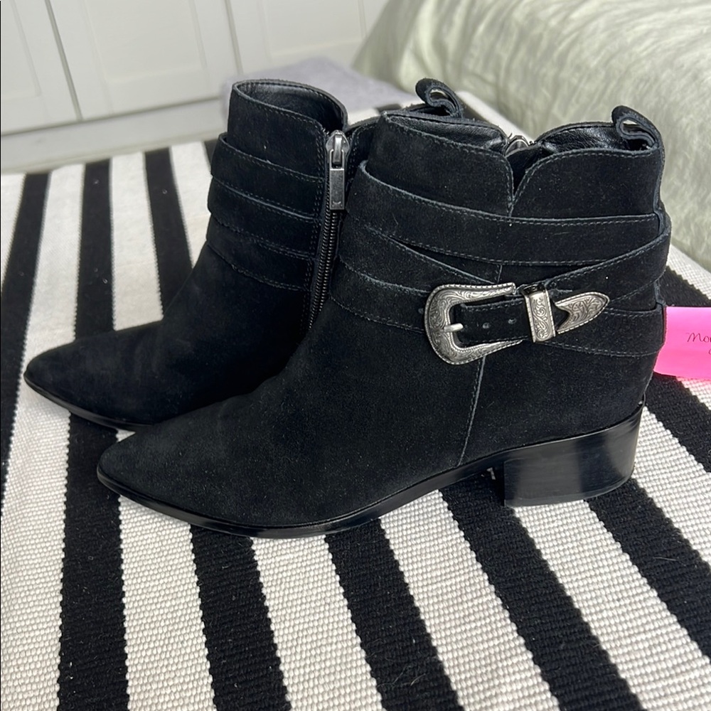 Marc Fisher western booties with Silver Buckle